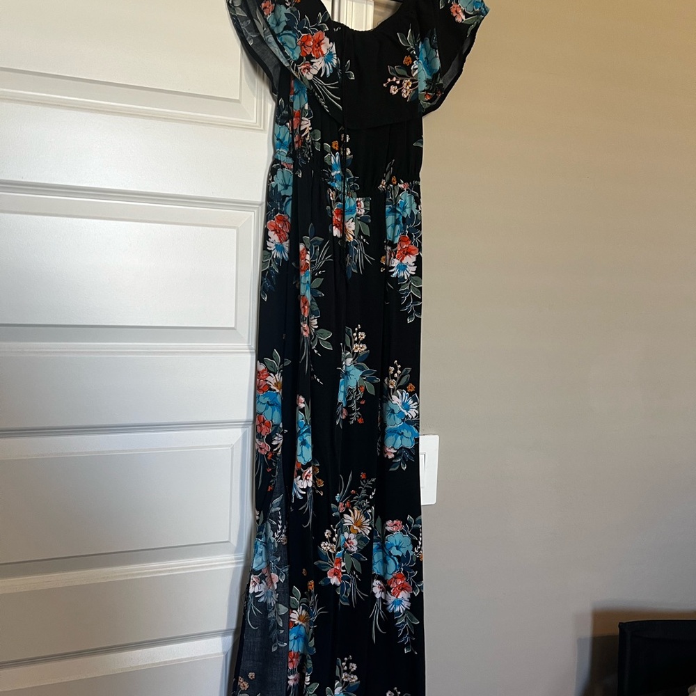 New Look Black Maxi Dress with Floral Design